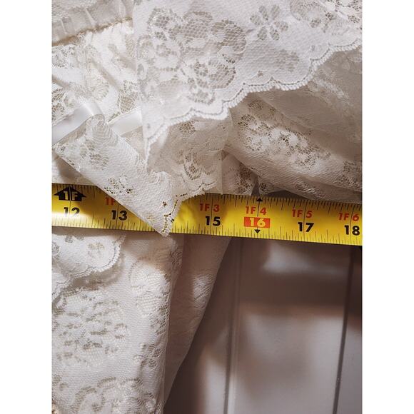 Vintage 60s 70s Victorian Ivory Bridallure Laced Wedding Dress Size 5 With Train - Picture 9 of 15